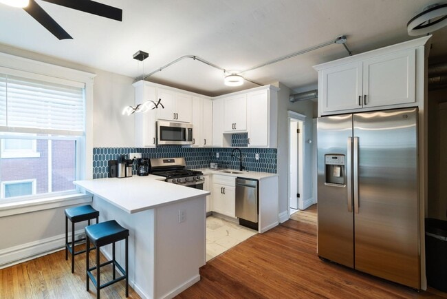 Building Photo - 4333 Forest Park Ave