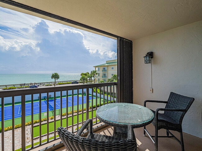 Building Photo - 4141 Ocean Dr