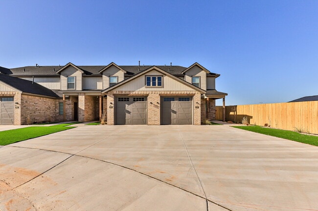 Building Photo - Modern Two Bedroom Townhome In Cooper!
