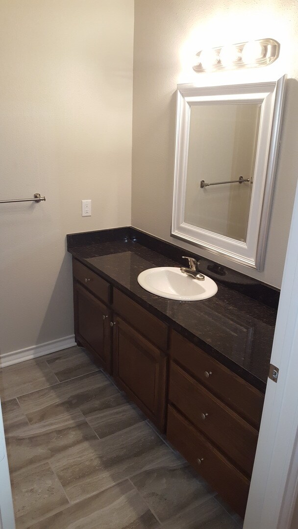 Building Photo - 3711 22nd Pl