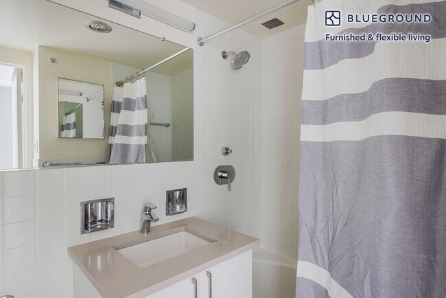 Building Photo - 770 Boylston St