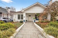 Building Photo - 865 Monroe Cir NE