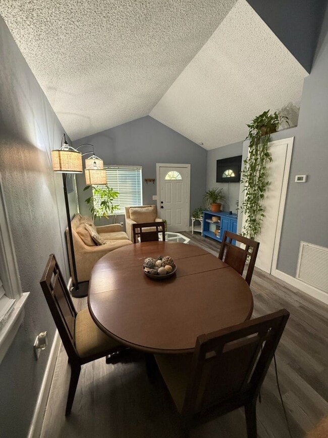 Building Photo - Cute Bartlett Park Home for Rent