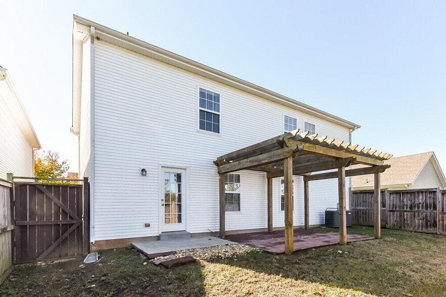 Building Photo - 4852 Nina Marie Ave