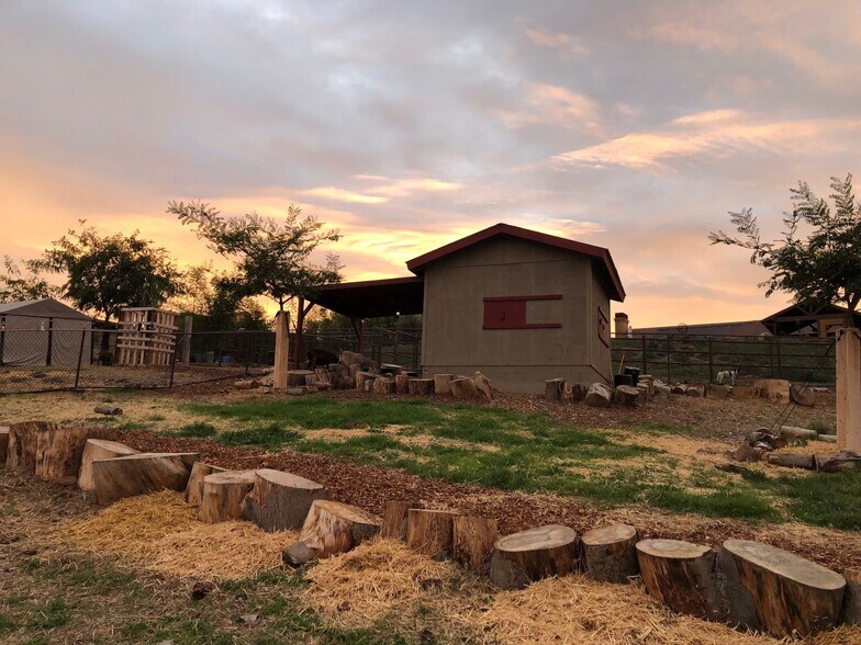Building Photo - 3605 Fortuna Ranch Rd