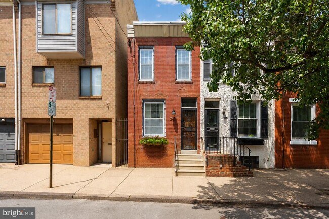 Building Photo - 2413 Aspen St