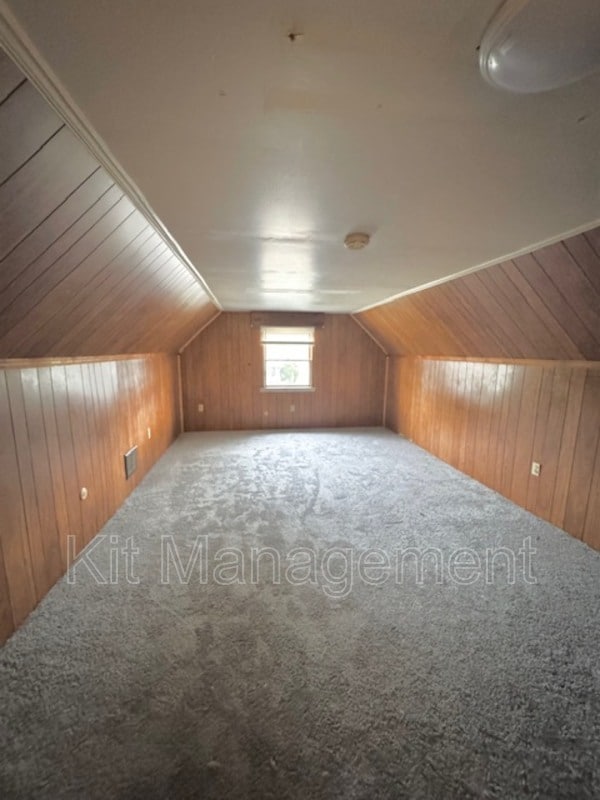 Building Photo - 4631 Burnham Ave
