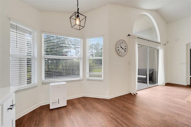 Building Photo - 15722 Autumn Glen Ave