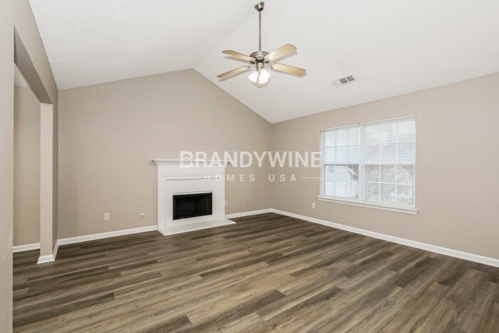 Building Photo - 125 Fairhaven Tr