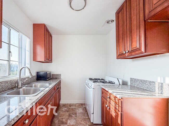 Floorplan - 4101-4103 Palmyra