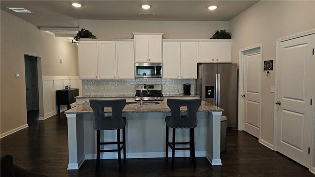 Building Photo - 1151 Brading Pl