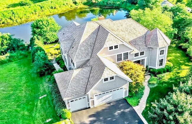 Building Photo - 7242 Greywall Ct