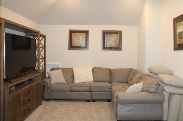 Building Photo - 4405 Copper Point Dr