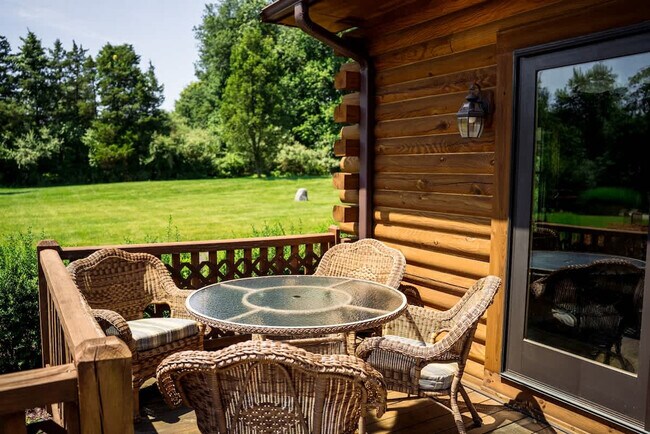 Building Photo - 7223 Ferry Rd