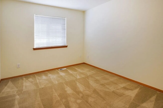 Building Photo - 4Bd/2.5Ba Lake Stevens House