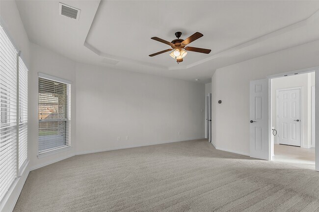 Building Photo - 1209 Rogers Parkway