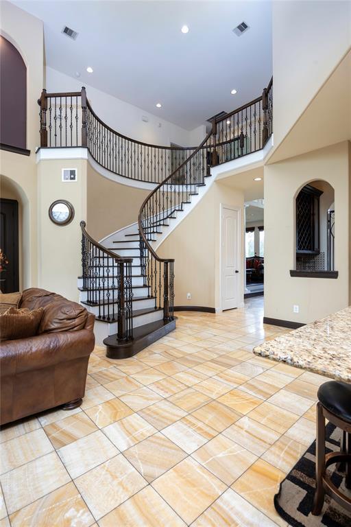 Building Photo - 25207 Springwood Lake Dr