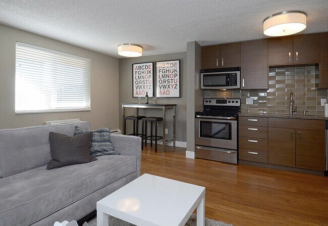 Building Photo - Boutique Apartments