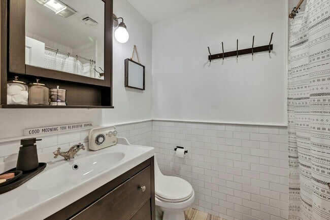 Building Photo - 120 Sherman Ave