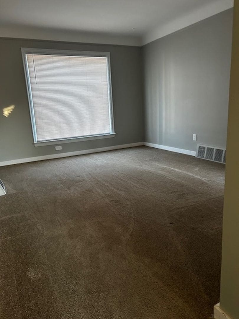 Building Photo - 16183 Dale St