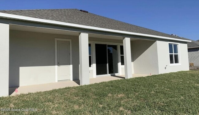 Building Photo - 1693 Killian Dr