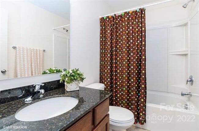 Building Photo - COMING SOON! Bright 2BR 2.5BA Home w/ Granite + Huge Island • Loft in Fort Mill