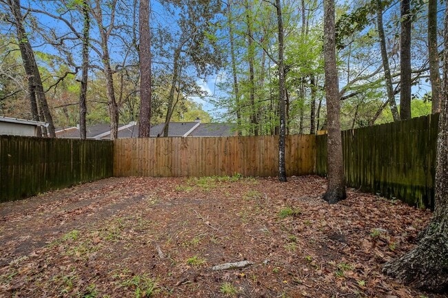 Building Photo - 2008 E Park Ave