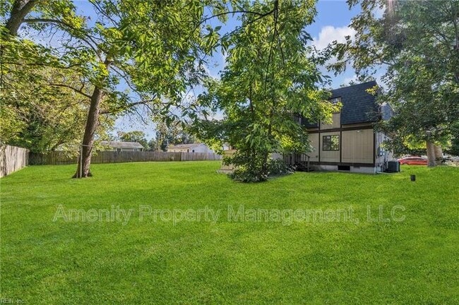 Building Photo - 620 Celey St