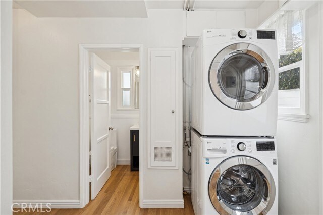 Building Photo - 200 Grand Canal