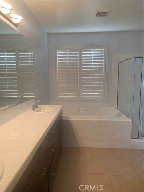 Building Photo - 425 Deodar St