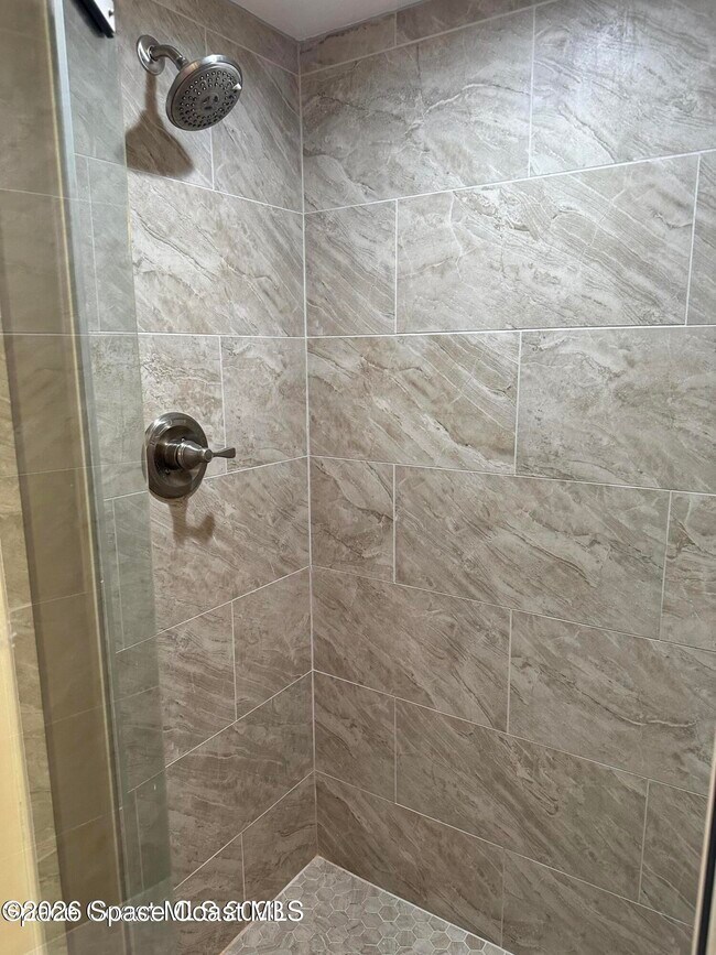 Building Photo - 2923 Pebble Creek St