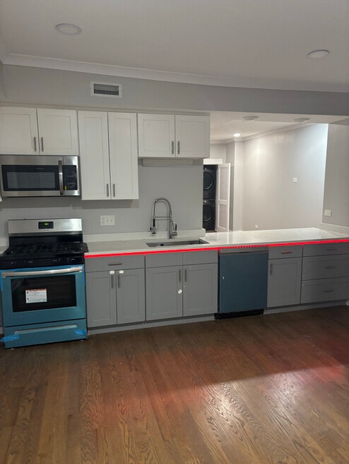 Building Photo - 4432 W Jackson Blvd