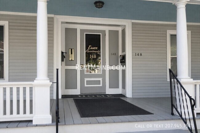 Building Photo - 148 Essex St