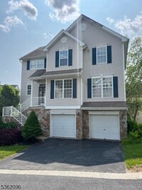 Building Photo - 6 W Winding Hill Dr