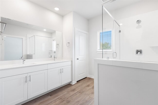 Building Photo - 8126 Brocken St