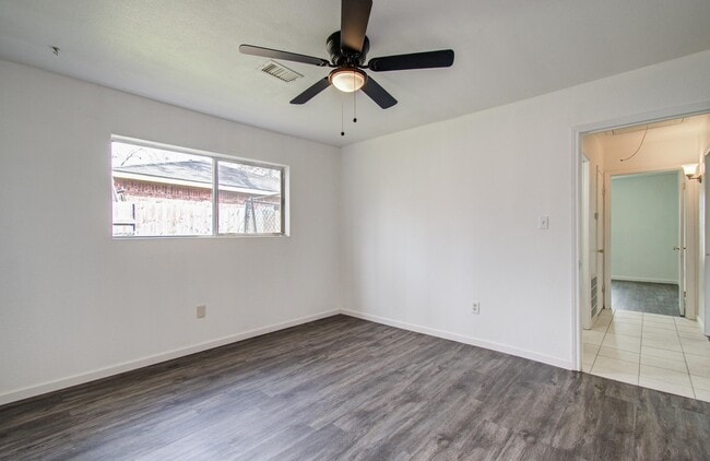 Building Photo - 7322 Willowtex Dr