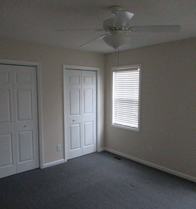 Building Photo - 3959 Sterling Pointe Dr