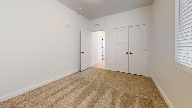 Building Photo - 1108 W 250 S