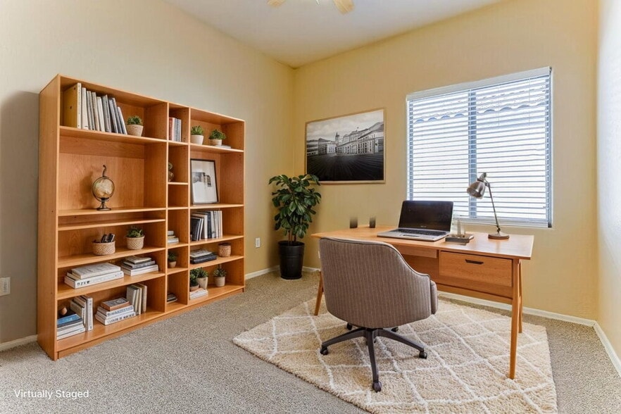 Building Photo - 2081 E Runaway Bay Pl