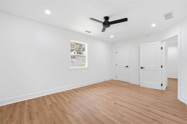Building Photo - 2353 Clarissa Dr NW
