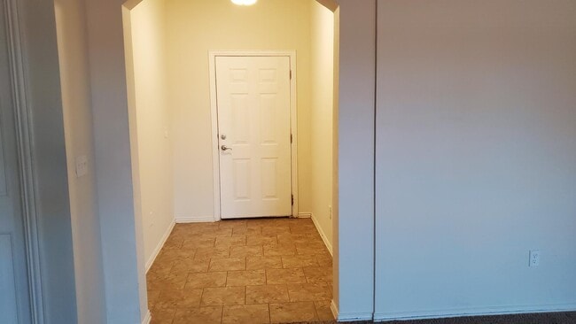 Building Photo - 3621 Scarlet Ln