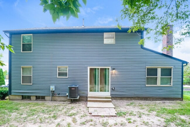 Building Photo - 442 Rambling Brook Dr
