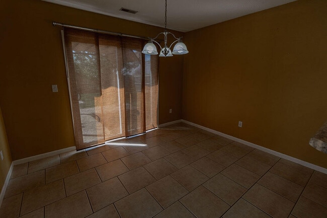 Building Photo - 4207 Black Tail Dr