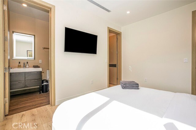 Building Photo - 617 Hazel St