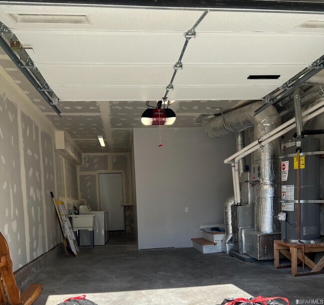 Building Photo - 450 Palmetto Ave