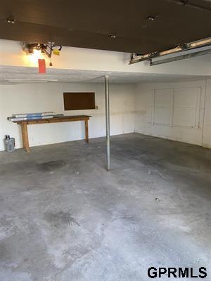 Building Photo - 809 Matthies Dr