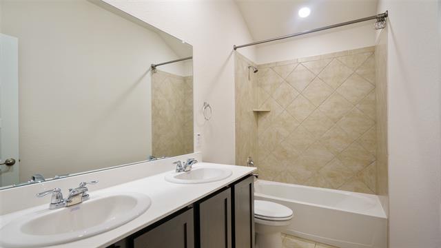 Building Photo - 1100 Bois D'Arc Ln