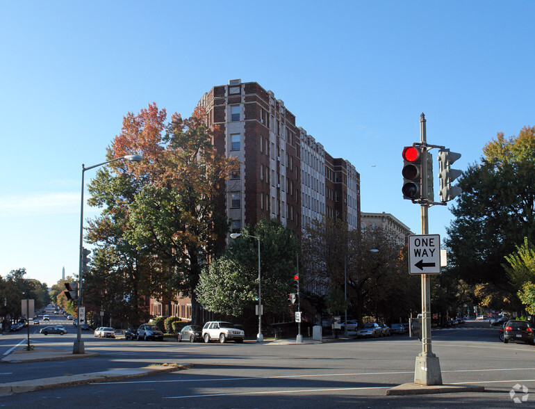 Primary Photo - Wakefield Hall