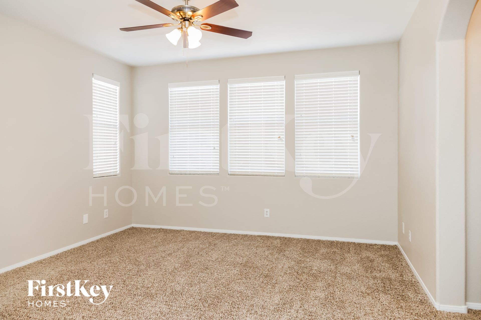 Building Photo - 10772 Manchester Park Dr