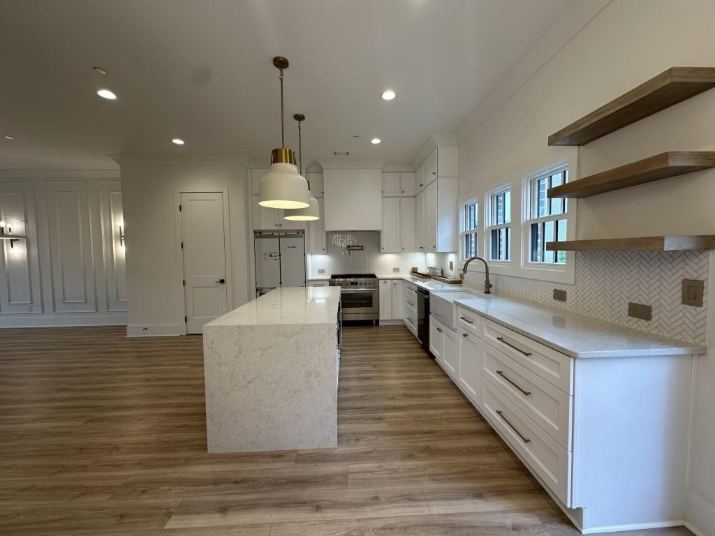 Building Photo - 4802 Moonview Ln